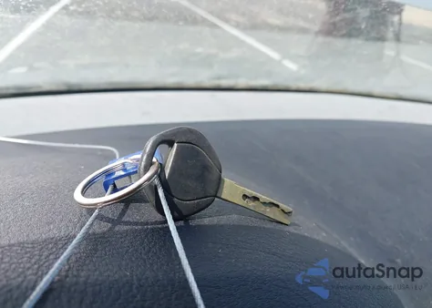 2003 BMW 330Ci из США, поврежденный, VIN WBABN53483PH04318